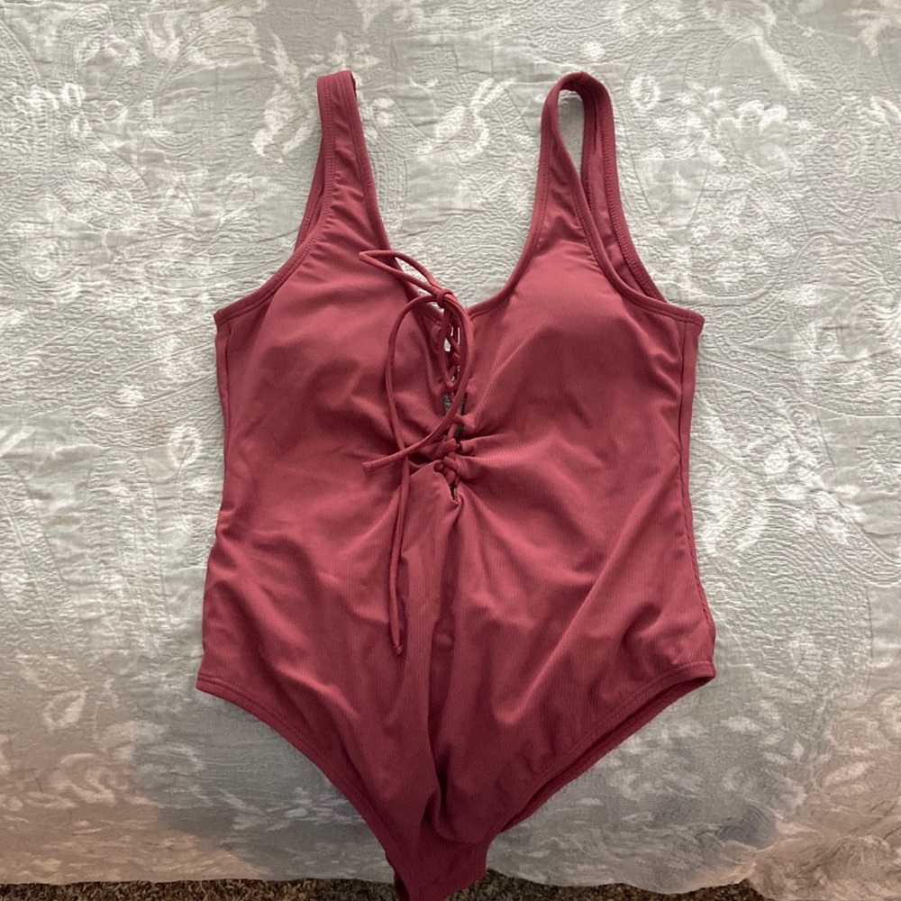 Bathing suit LOT! All fit size s/m. I am 5’6 and 135 and these all fit.